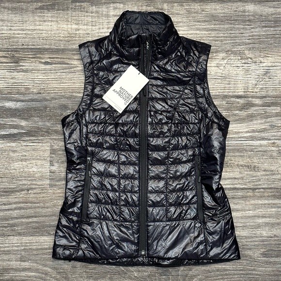 Mountain Hardwear Jackets & Blazers - NEW Mountain Hardwear Women’s Ghost Shadow Vest Black - Small